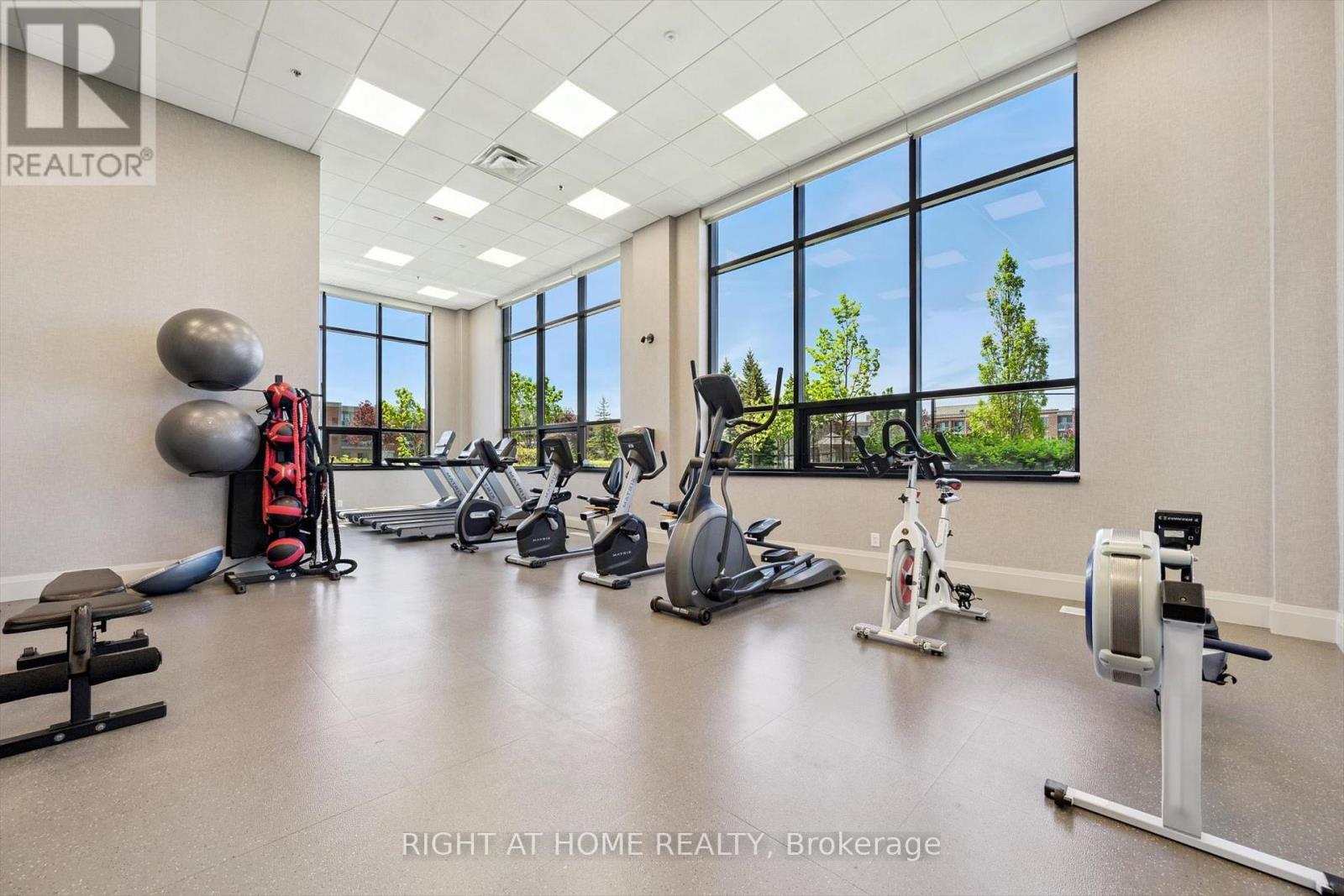 113 - 50 Via Rosedale Way Property Photo 37