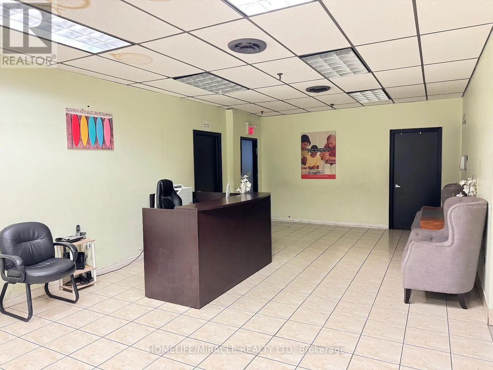 1700 Sismet Road Property Photo 3