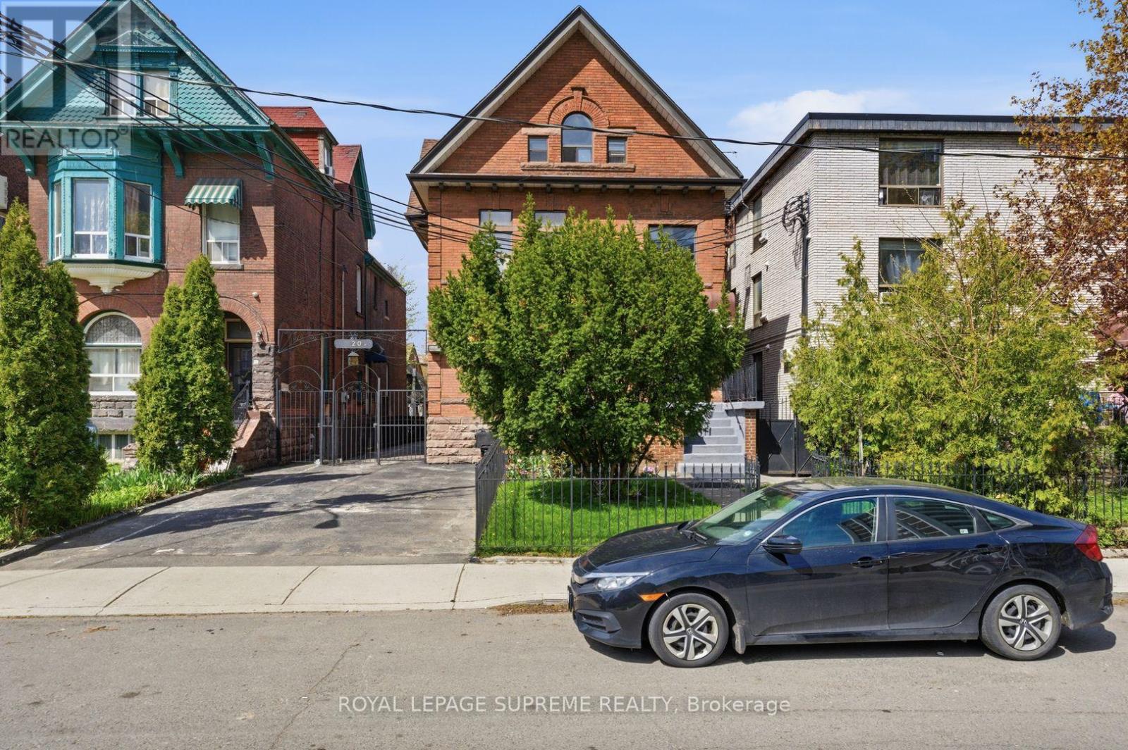 20 Maynard Avenue Property Photo 2