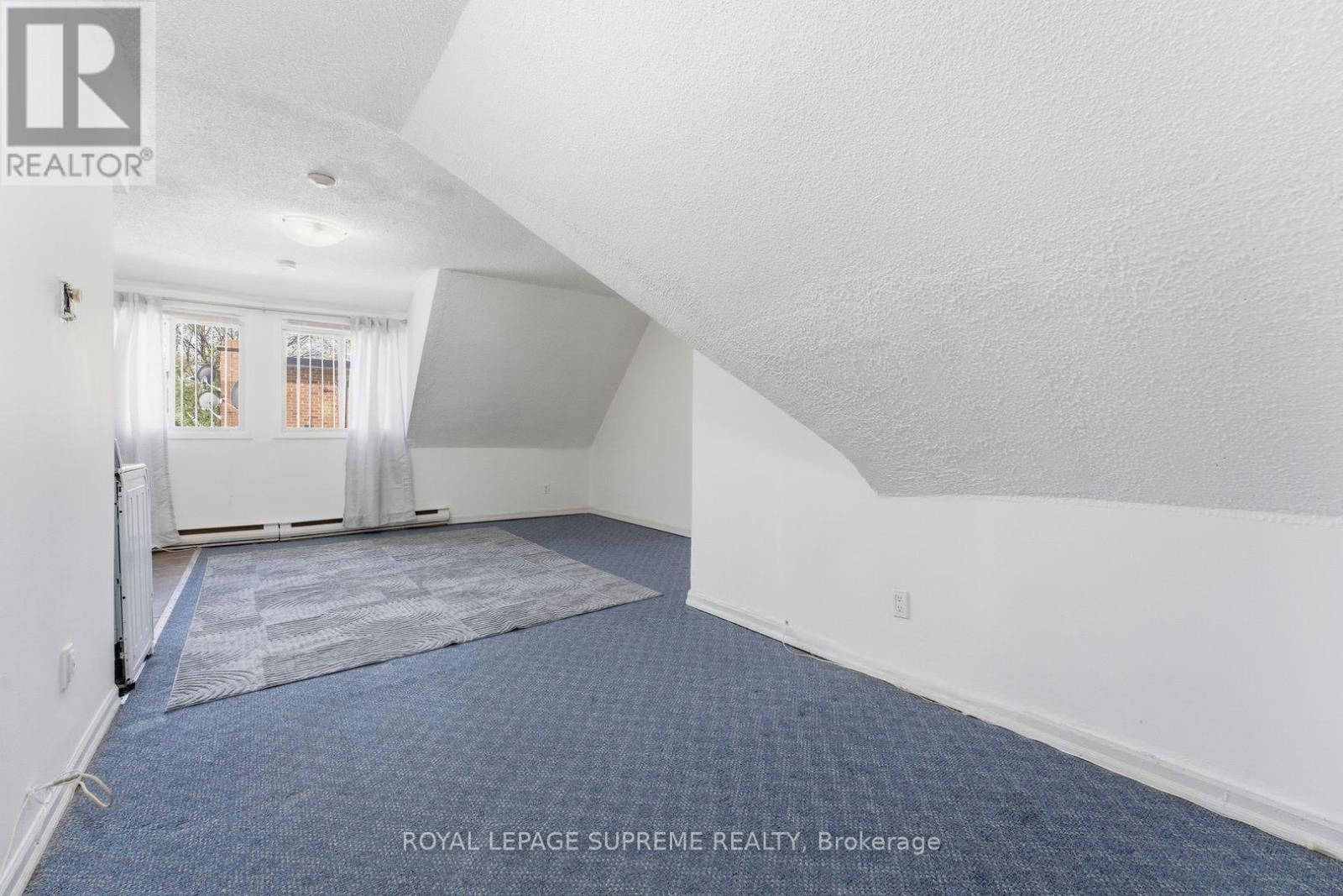 20 Maynard Avenue Property Photo 11