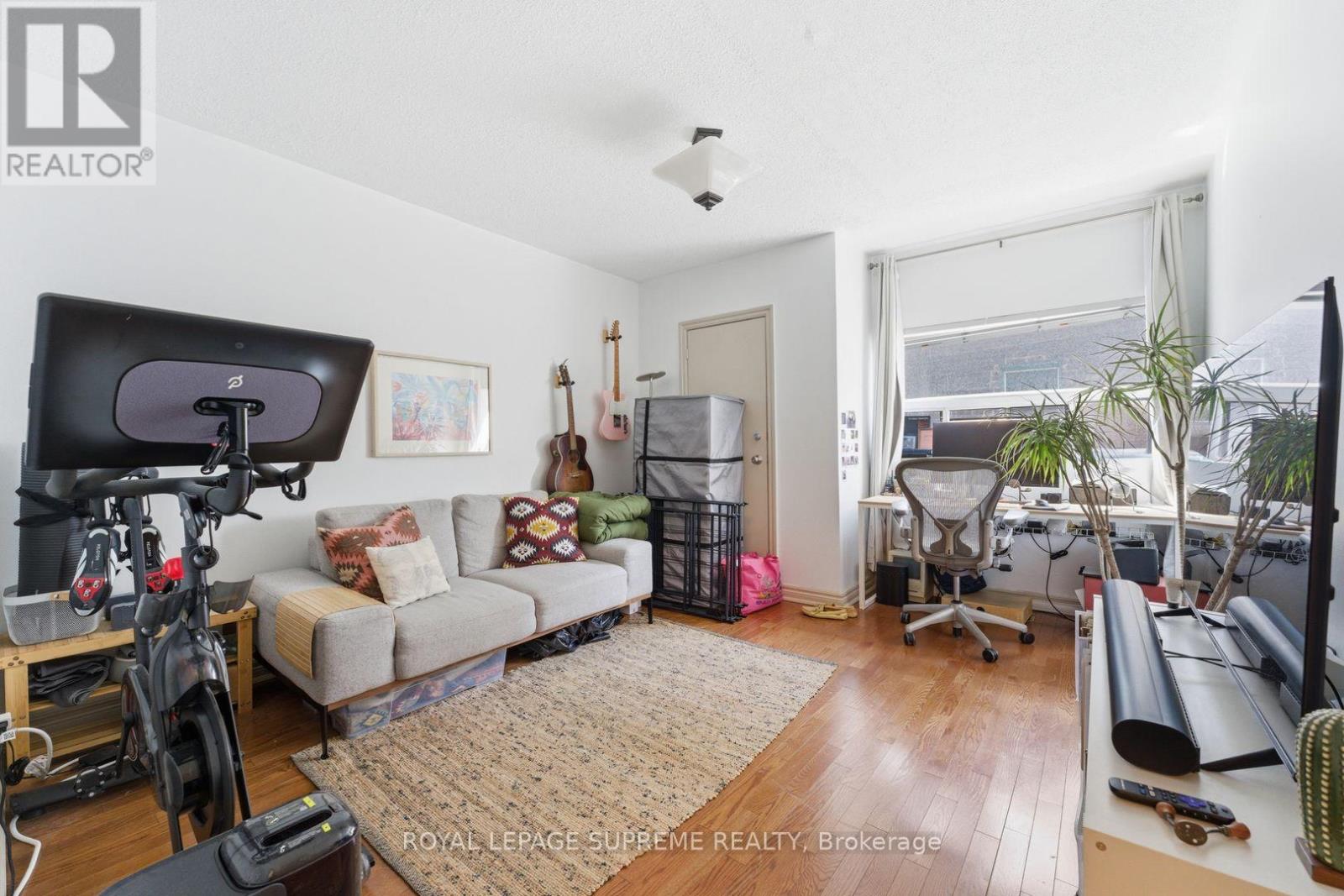 20 Maynard Avenue Property Photo 45