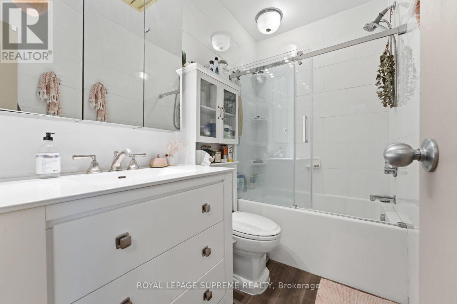 20 Maynard Avenue Property Photo 46