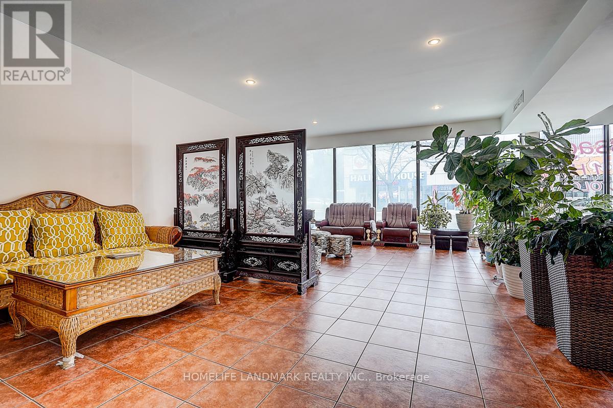 2819 Lake Ashore Boulevard W Property Photo 7