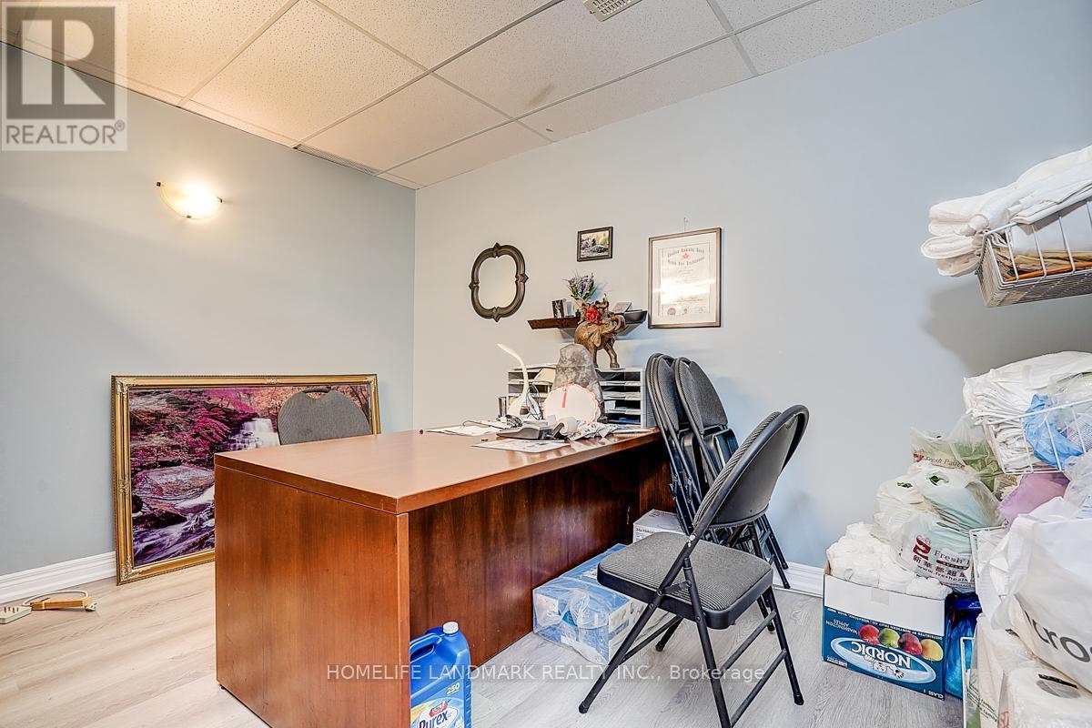 2819 Lake Ashore Boulevard W Property Photo 18