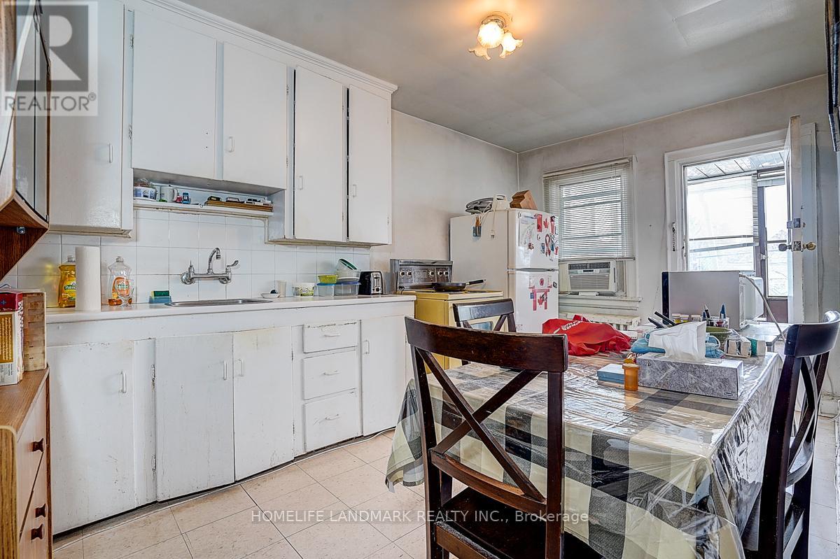 2819 Lake Ashore Boulevard W Property Photo 37
