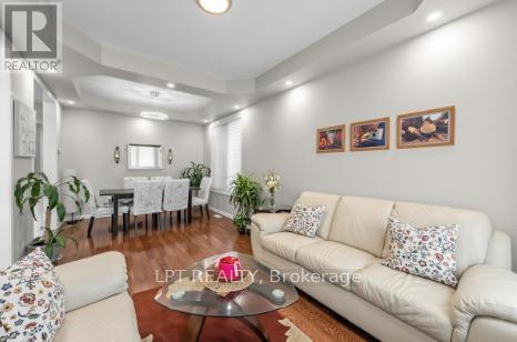 170 Fennamore Terrace Property Photo 4