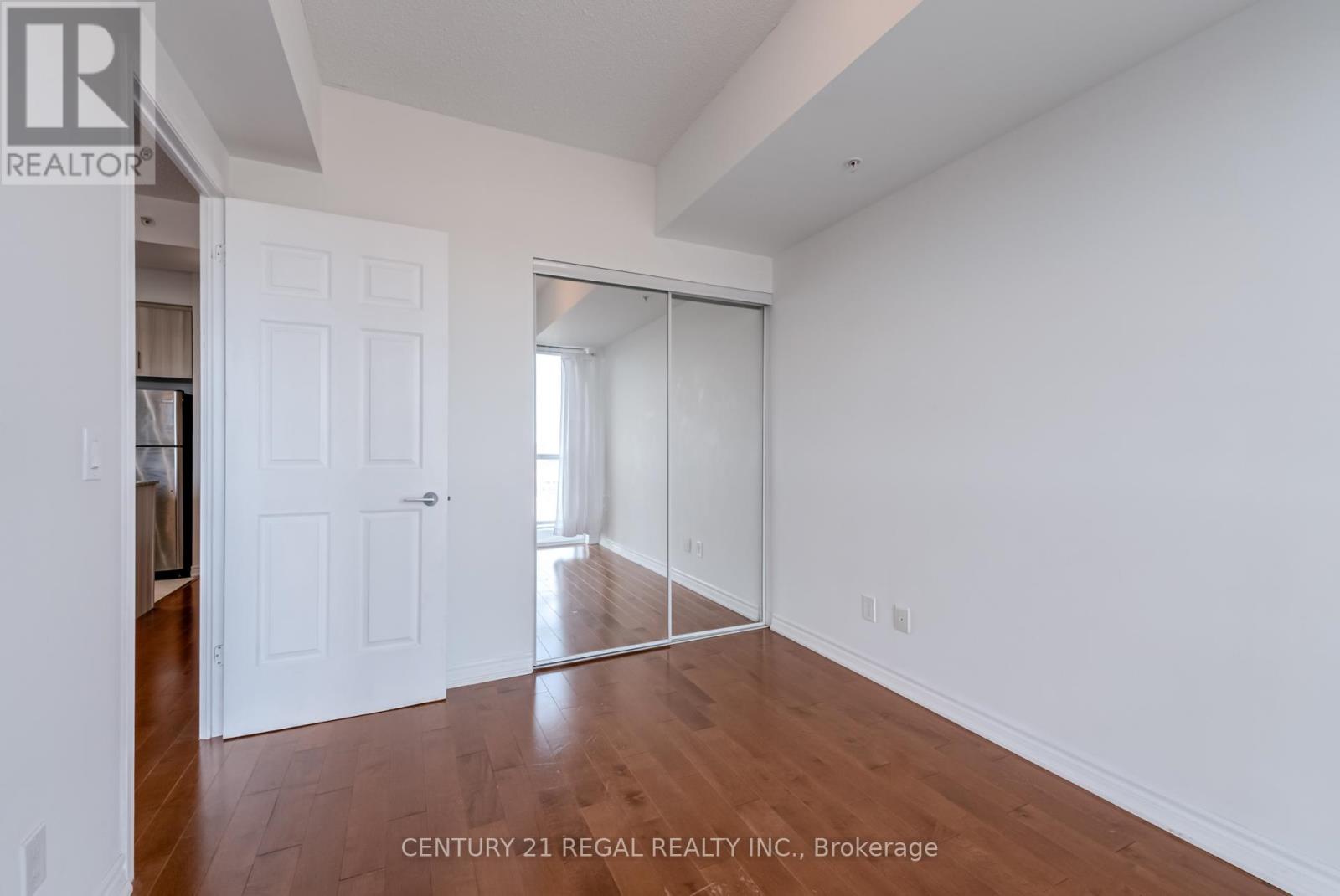710 - 15 James Finlay Way Property Photo 23