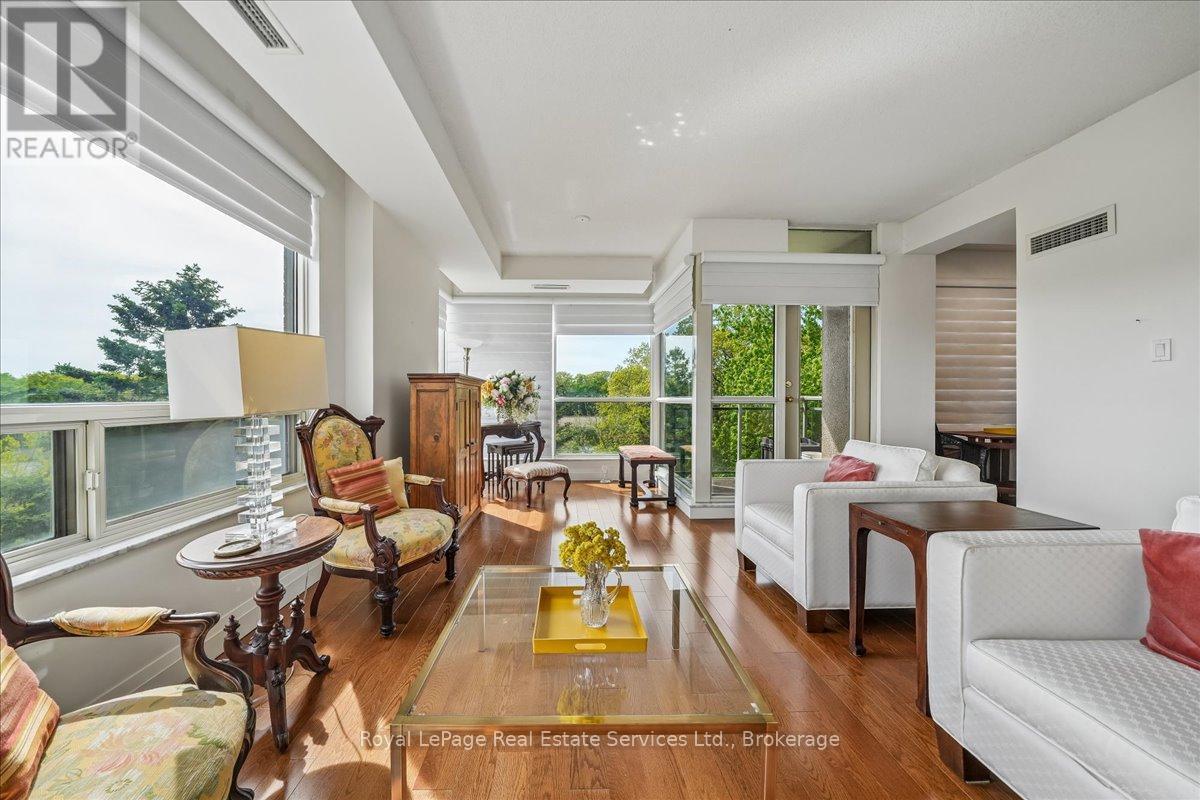 405 - 2511 Lakeshore Road W Property Photo 11