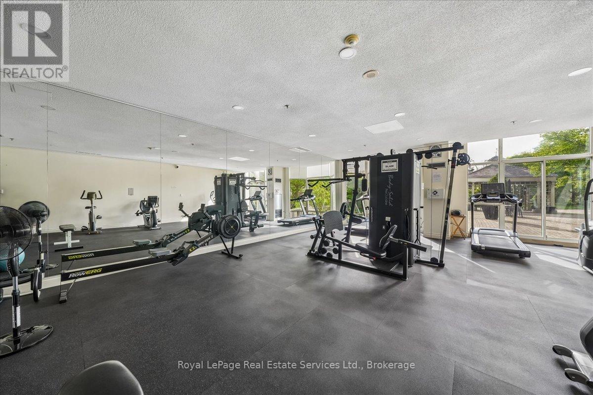 405 - 2511 Lakeshore Road W Property Photo 32