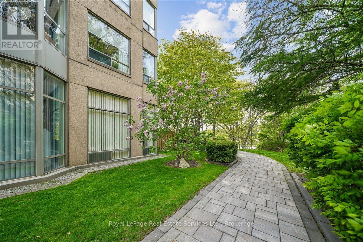 405 - 2511 Lakeshore Road W Property Photo 35