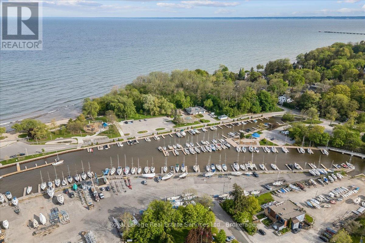 405 - 2511 Lakeshore Road W Property Photo 42