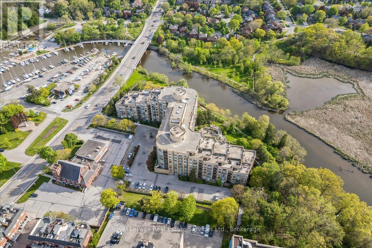 405 - 2511 Lakeshore Road W Property Photo 44