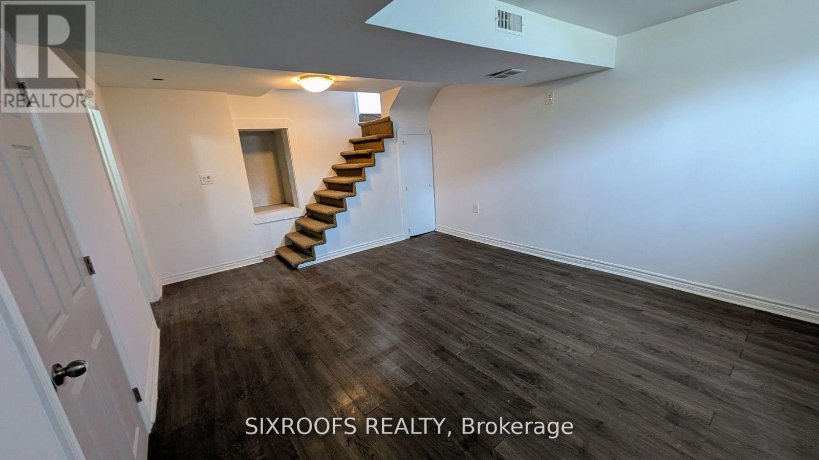 50 Guestville Avenue Property Photo 11