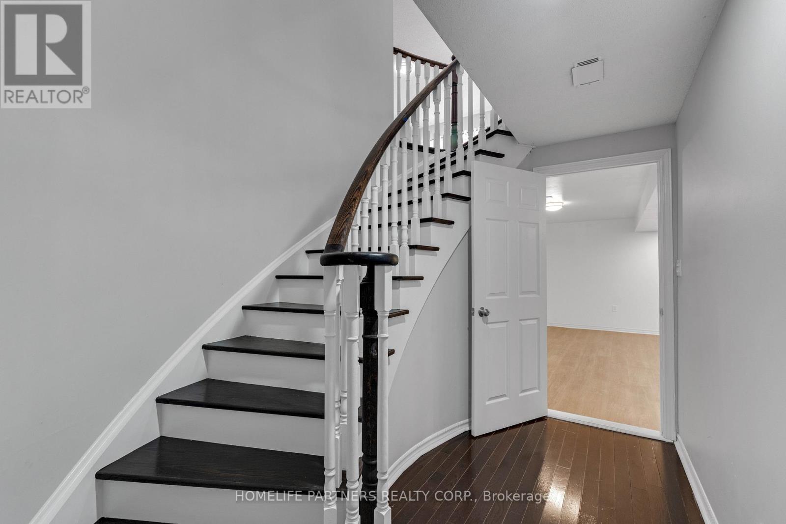 15 Oakhaven Road Property Photo 28