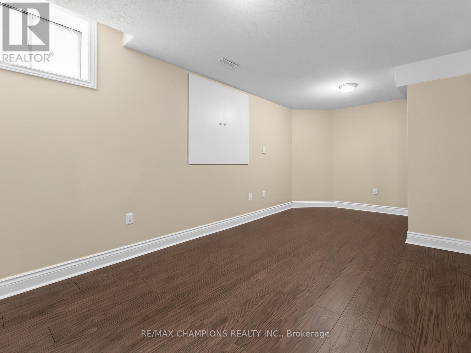 1 Cluster Oak Place Property Photo 41