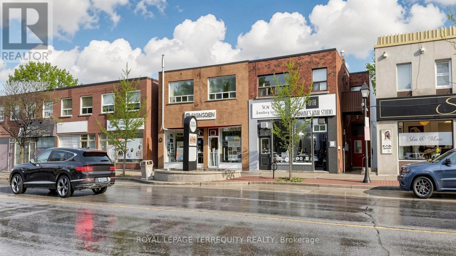 321 LAKESHORE ROAD E Property Photo 1