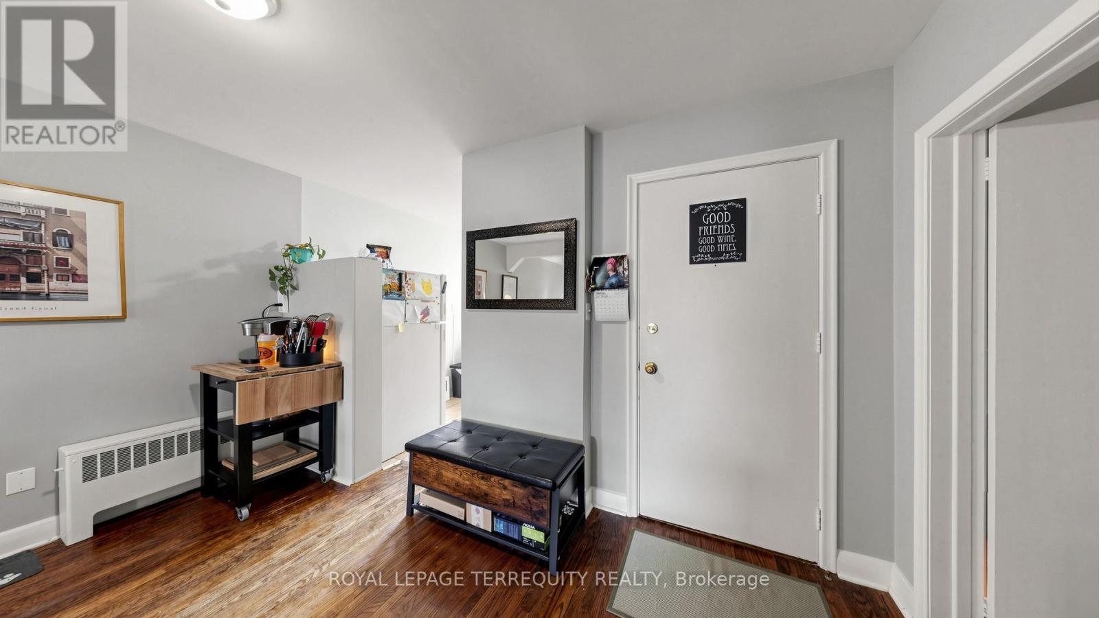 321 Lakeshore Road E Property Photo 20