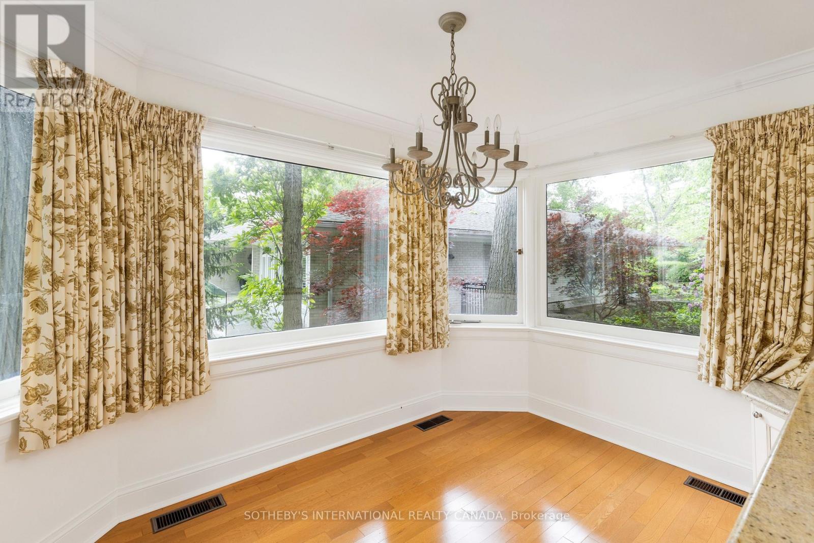 38 Edenbrook Hill Property Photo 10