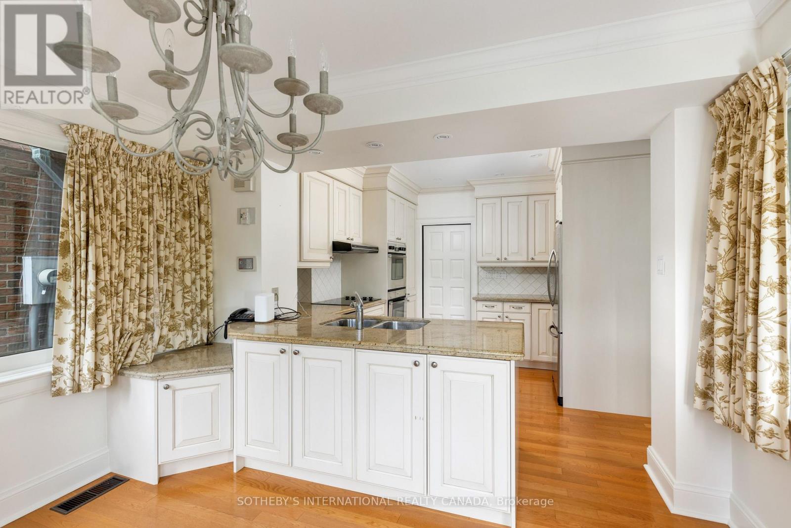 38 Edenbrook Hill Property Photo 11
