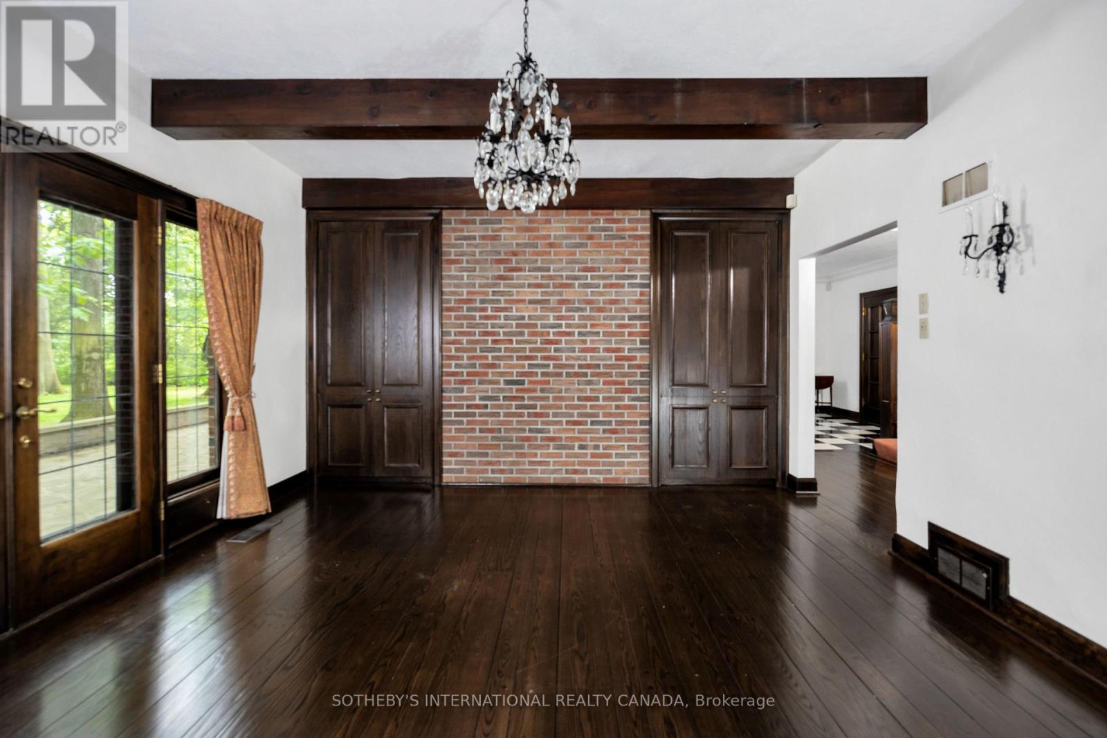 38 Edenbrook Hill Property Photo 17