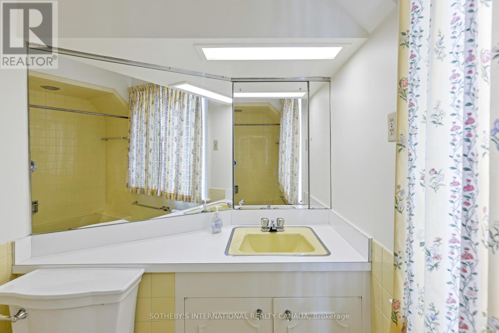 38 Edenbrook Hill Property Photo 29