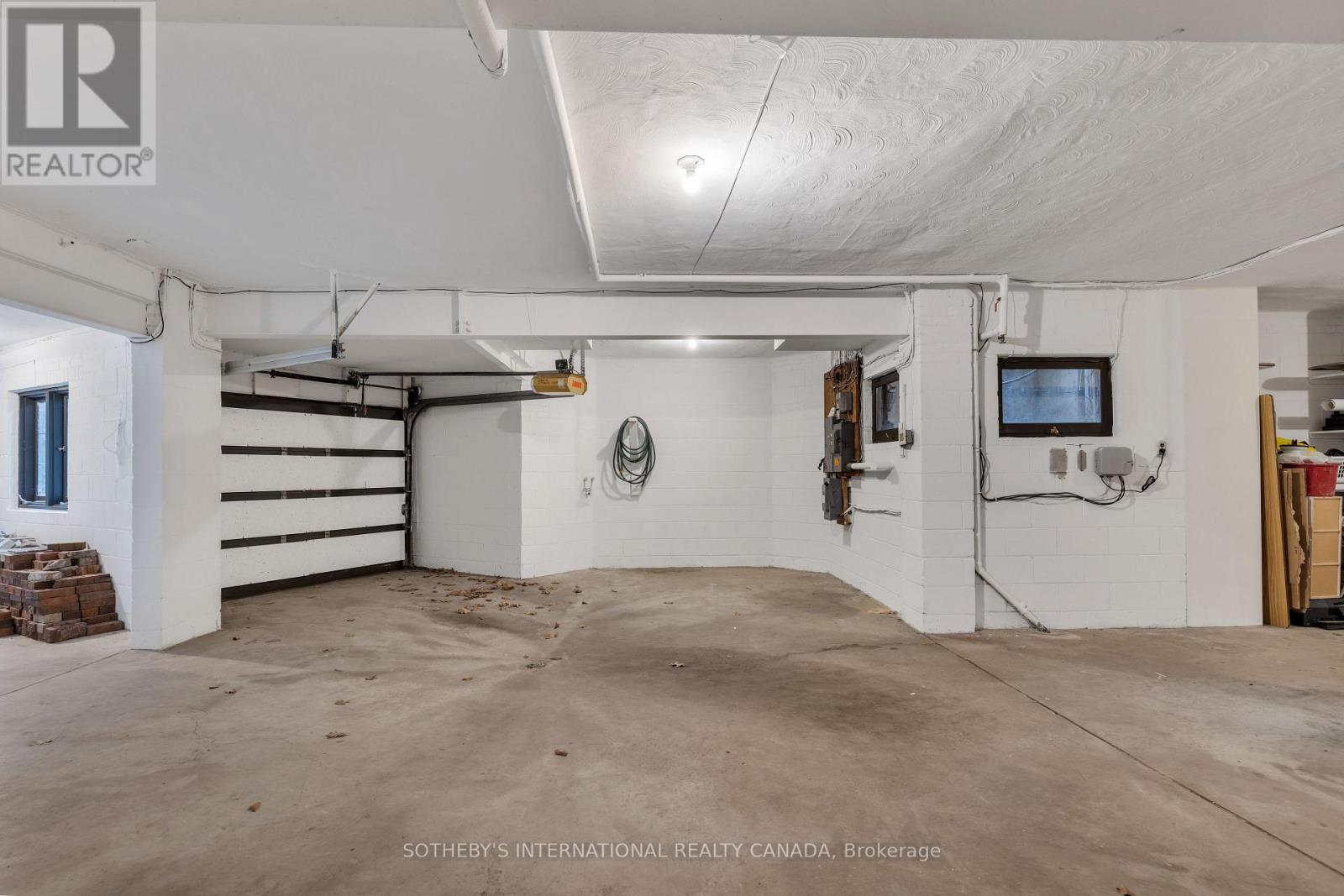 38 Edenbrook Hill Property Photo 31