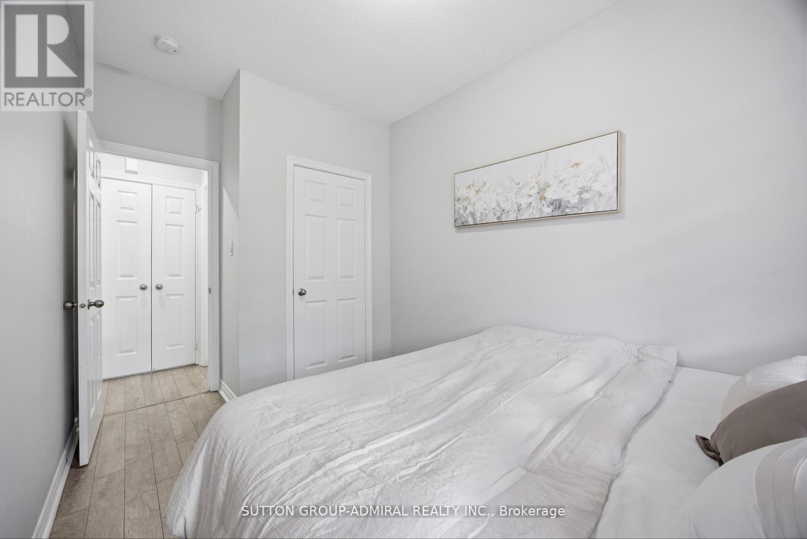 56 - 180 Howden Boulevard Property Photo 14