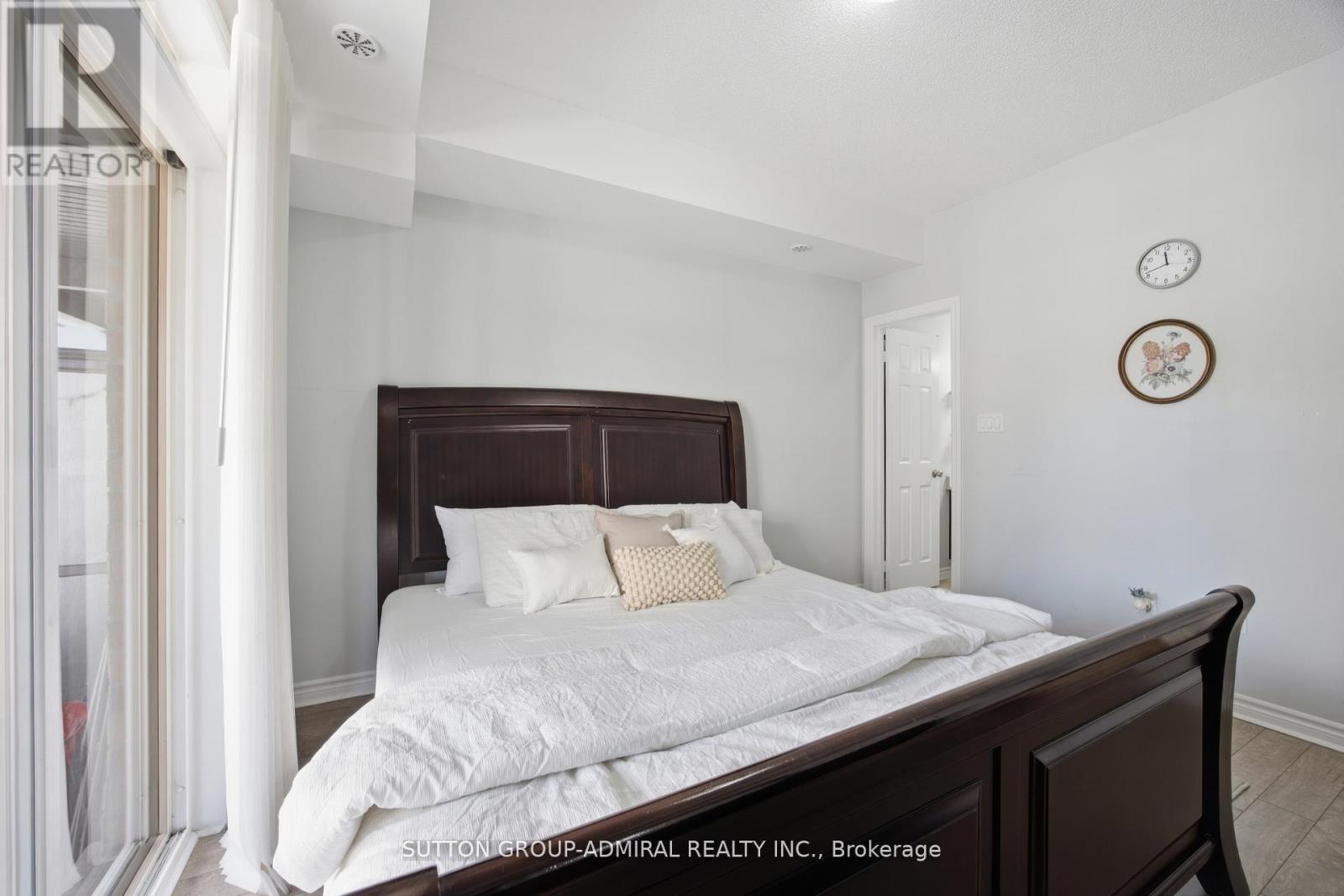 56 - 180 Howden Boulevard Property Photo 18