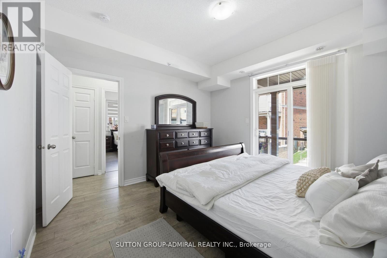 56 - 180 Howden Boulevard Property Photo 19