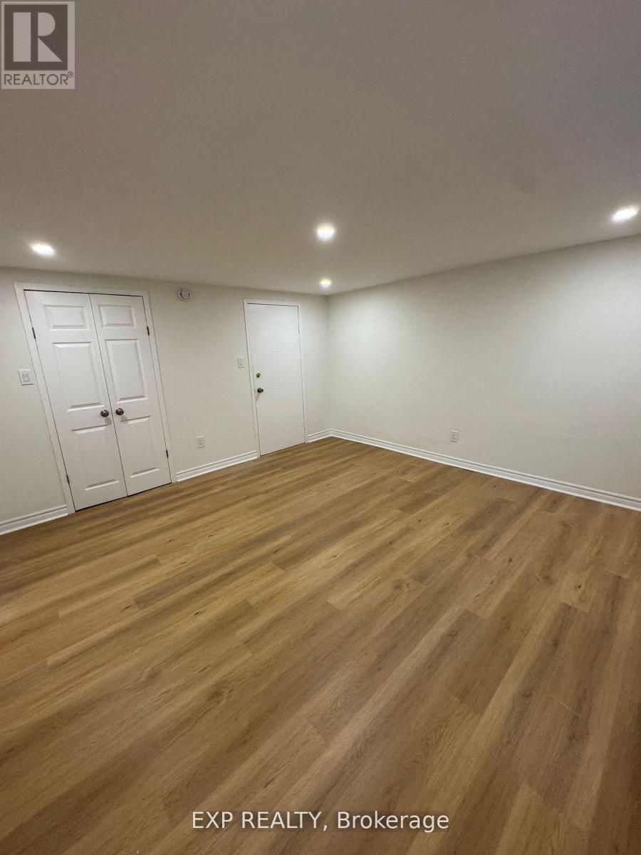 5 - 1594 Dupont Street Property Photo 6