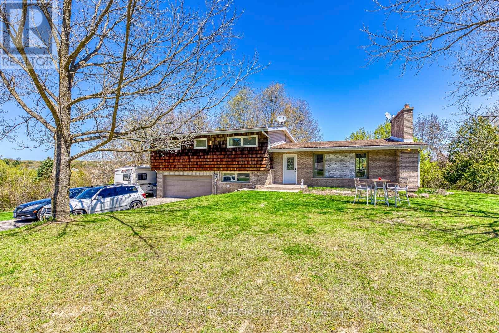 15195 The Gore Road Property Photo 1