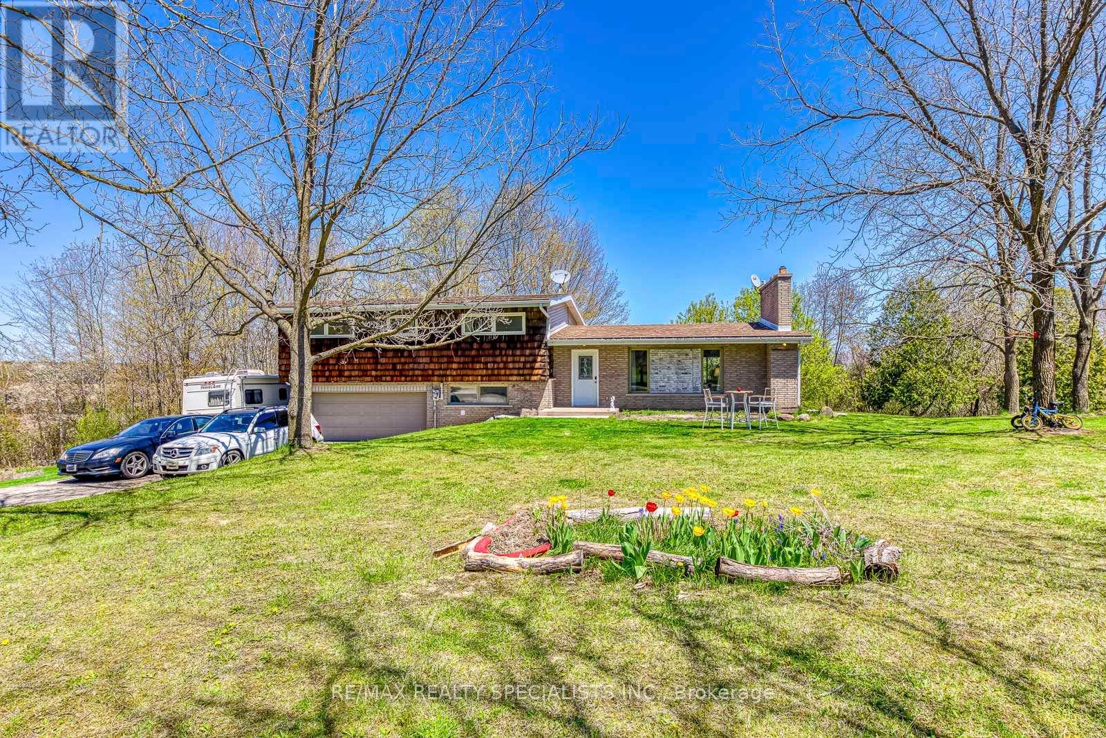 15195 The Gore Road Property Photo 2