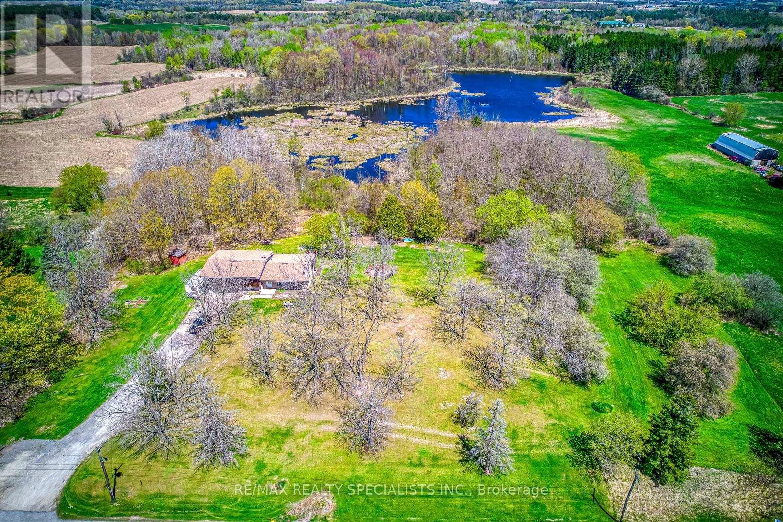 15195 The Gore Road Property Photo 3