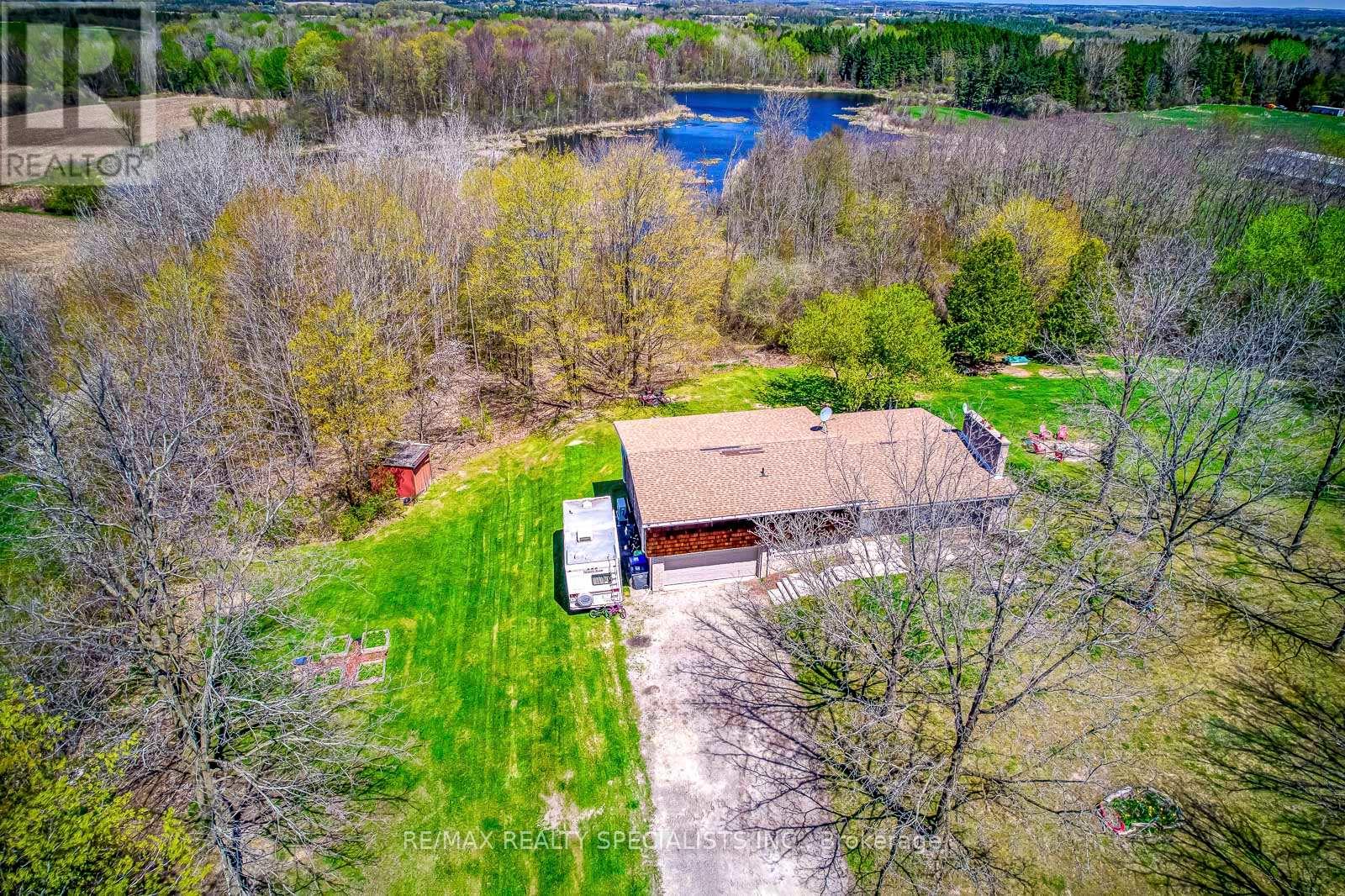 15195 The Gore Road Property Photo 5