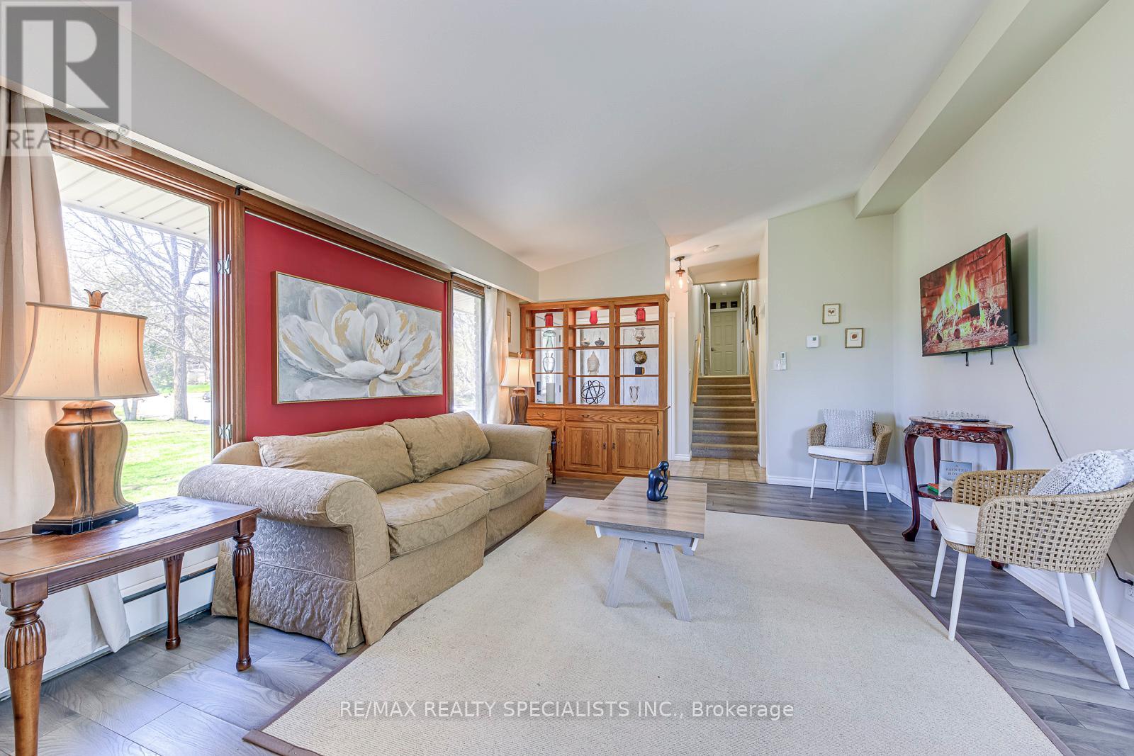 15195 The Gore Road Property Photo 12