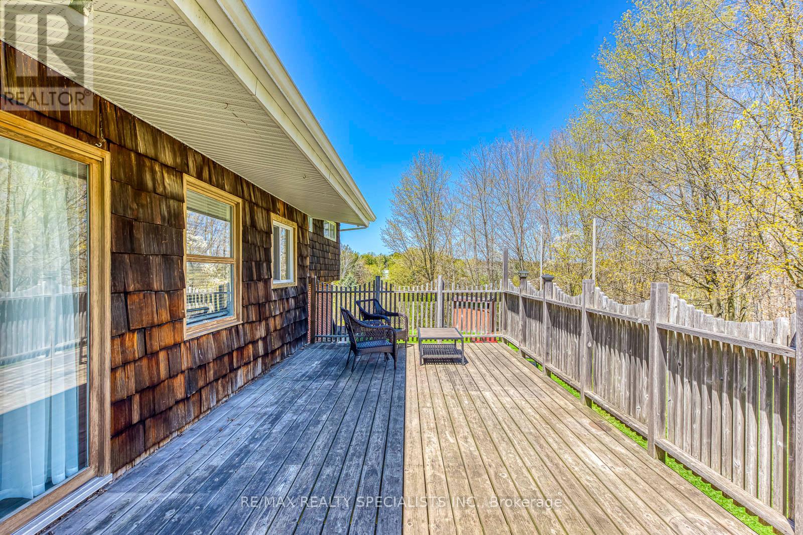 15195 The Gore Road Property Photo 13