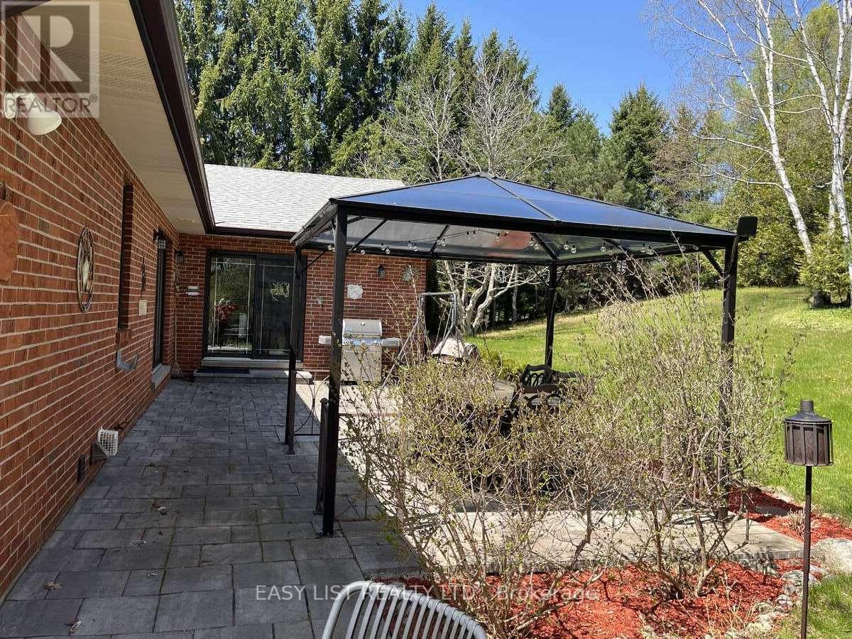 5 Worden View Property Photo 33