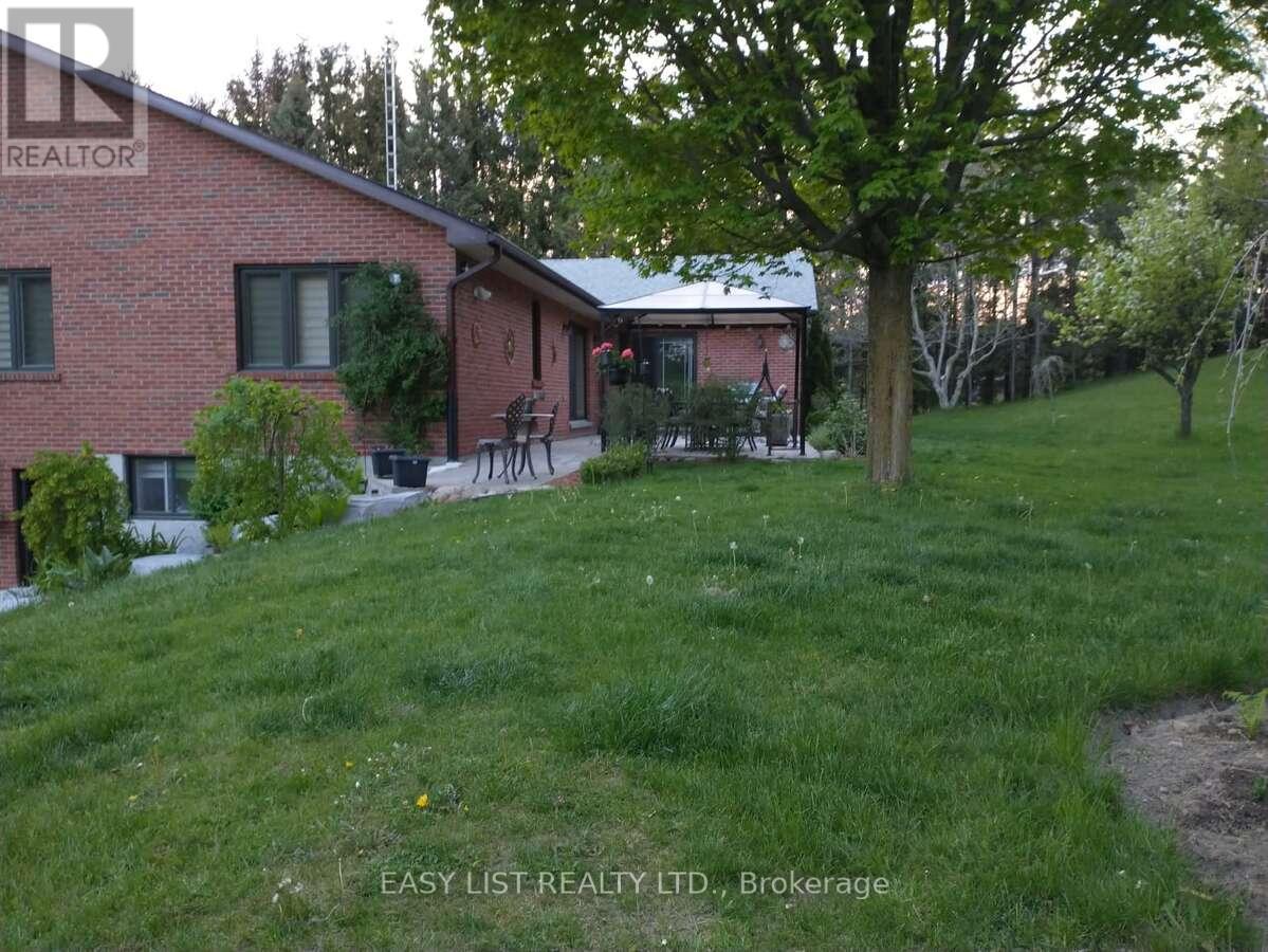 5 Worden View Property Photo 36