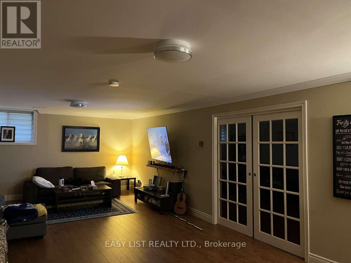 5 Worden View Property Photo 38