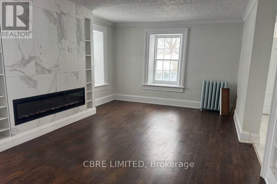 7372* Guelph Line Property Photo 31