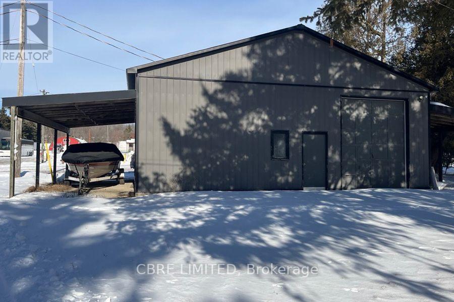 7372* Guelph Line Property Photo 34