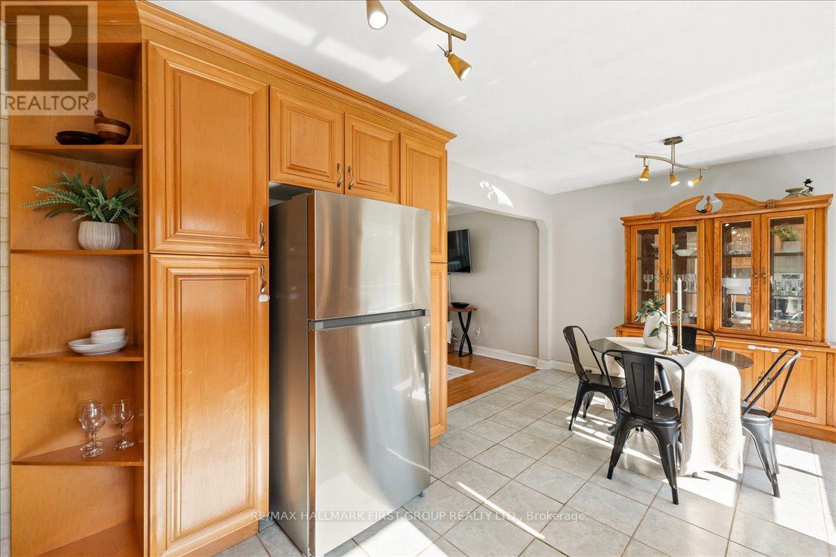 2690 Islington Avenue Property Photo 14