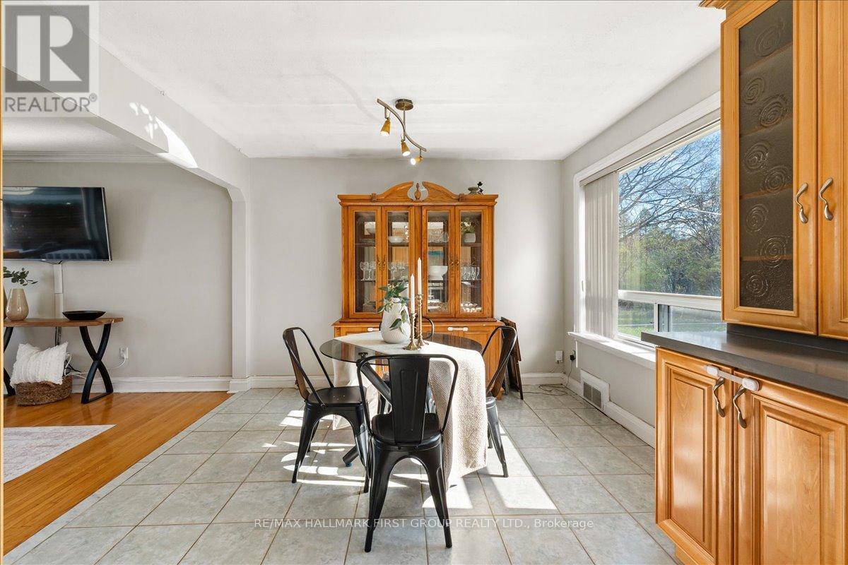 2690 Islington Avenue Property Photo 15