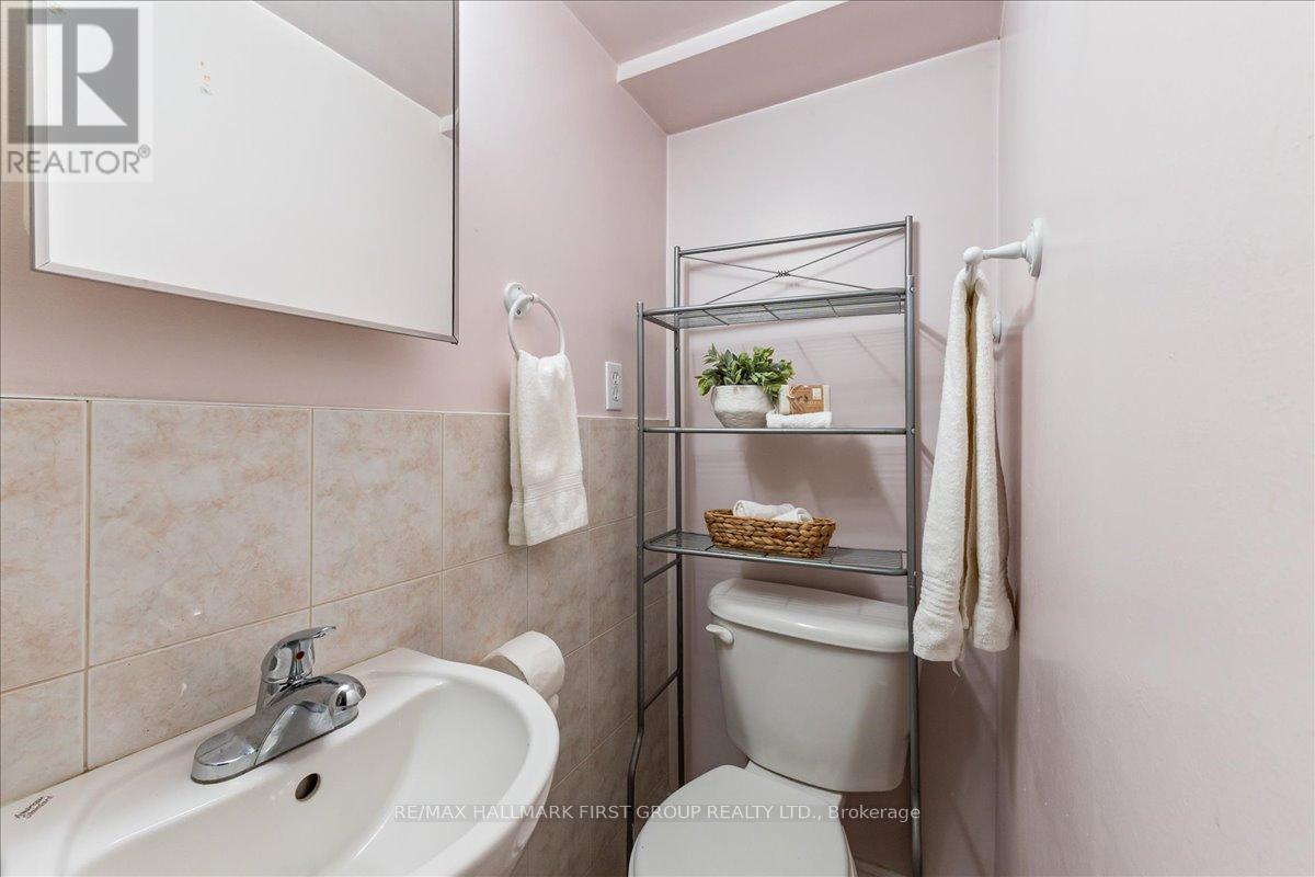 2690 Islington Avenue Property Photo 35