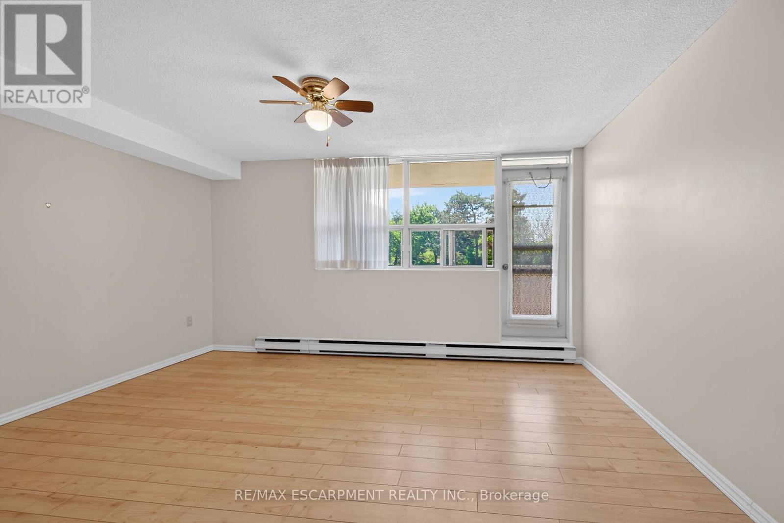 101 - 700 Dynes Road Property Photo 12