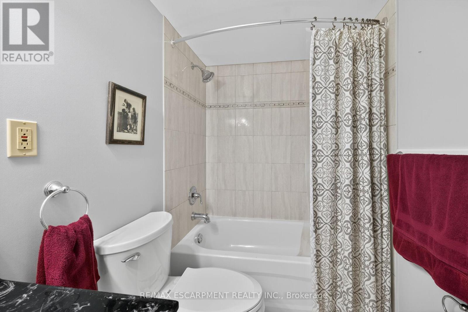101 - 700 Dynes Road Property Photo 17