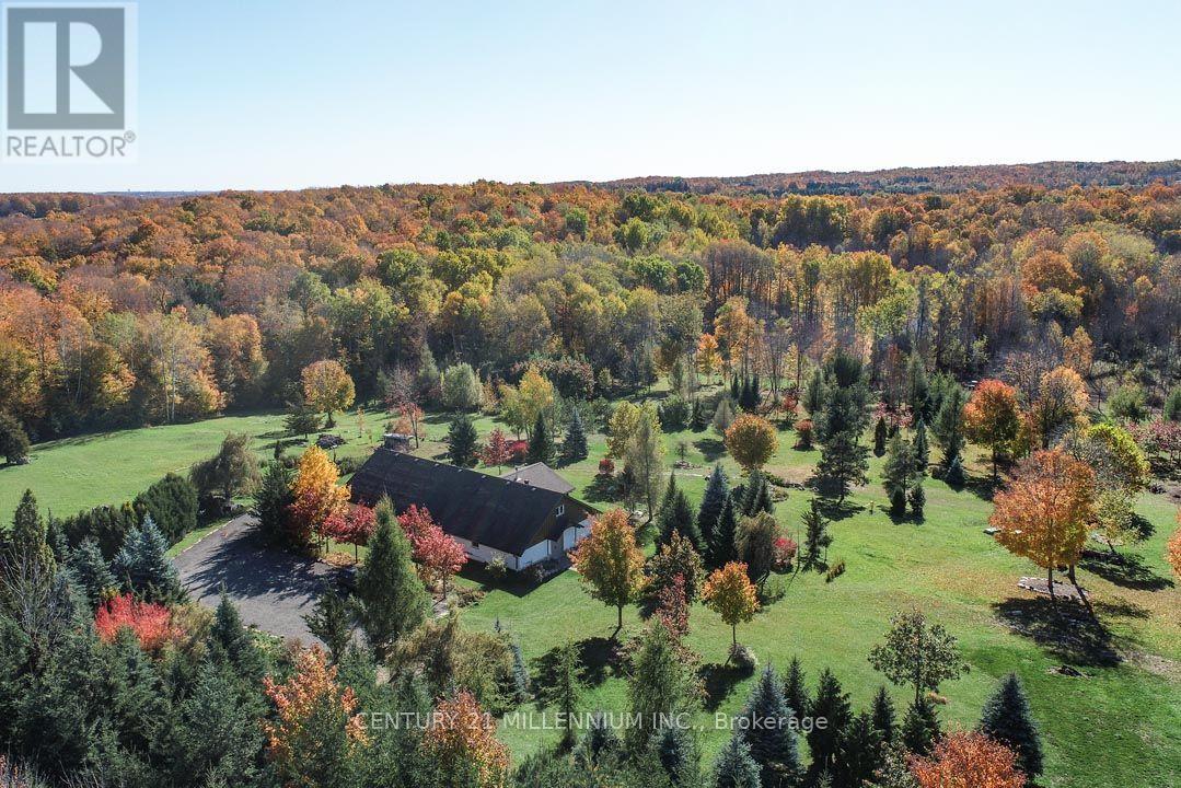 17218 Innis Lake Road Property Photo 3