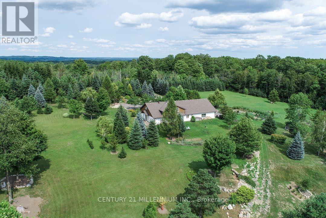 17218 Innis Lake Road Property Photo 9