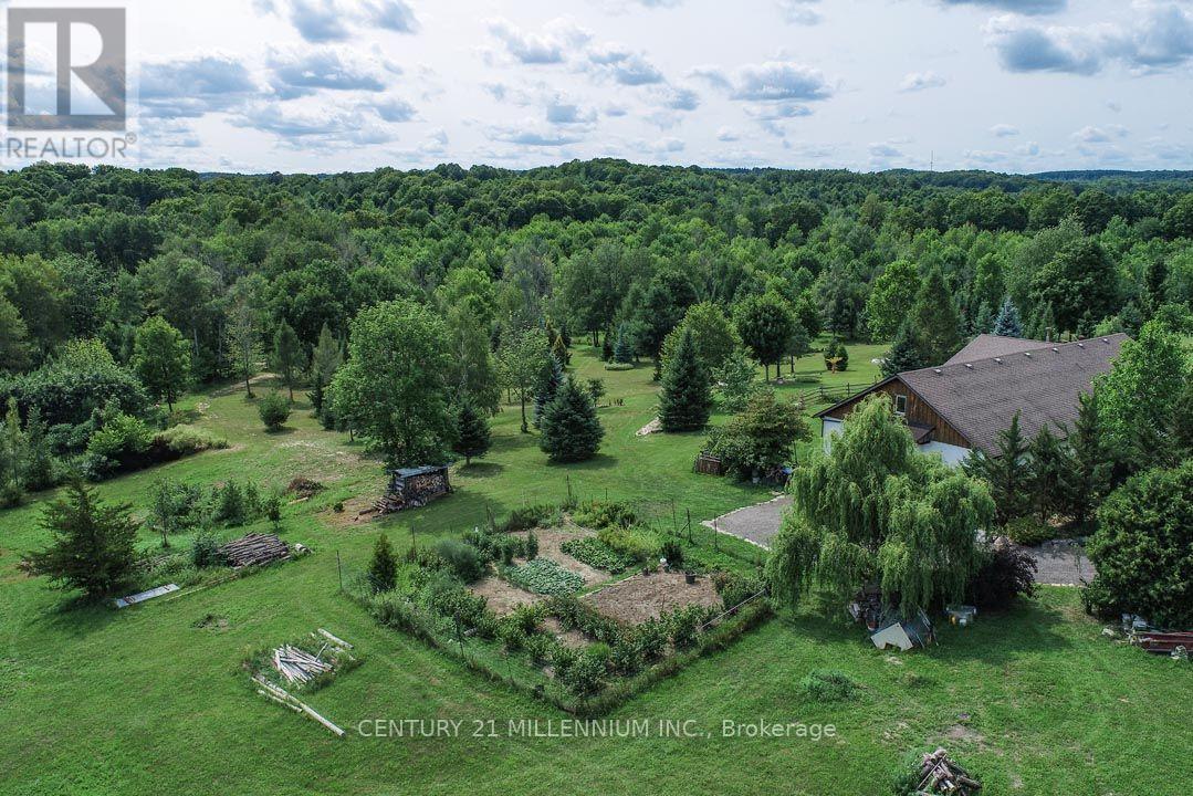 17218 Innis Lake Road Property Photo 11