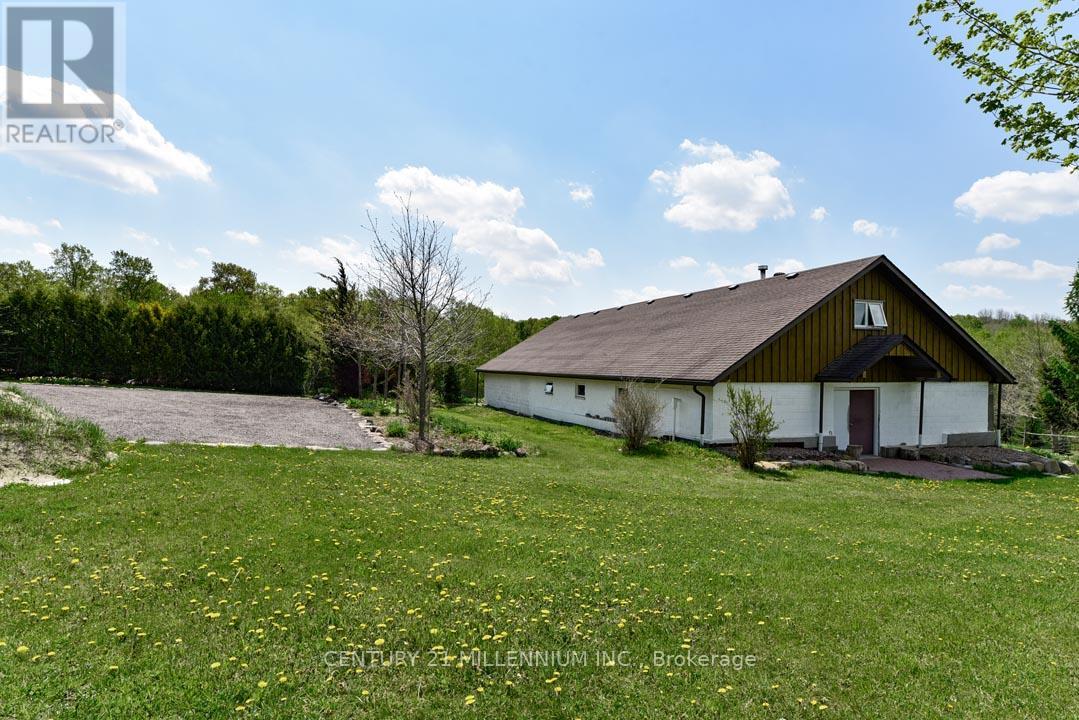 17218 Innis Lake Road Property Photo 19